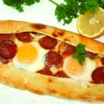 Sucuklu-Yumurtali-Pide